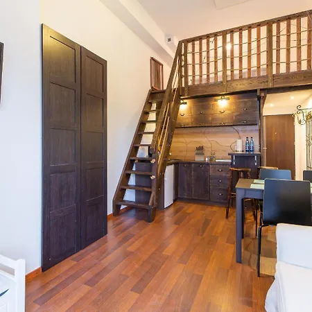 Rent Like Home - Slavia Apartman